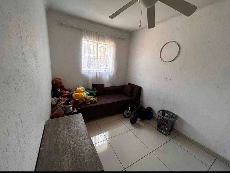 2 Bedroom Property for Sale in Greenstone Hill Gauteng