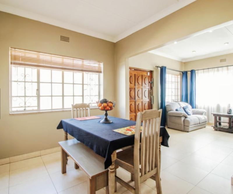 4 Bedroom Property for Sale in Sunnyridge Gauteng