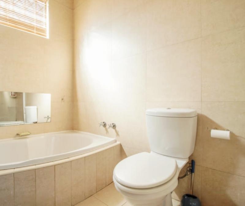 4 Bedroom Property for Sale in Sunnyridge Gauteng