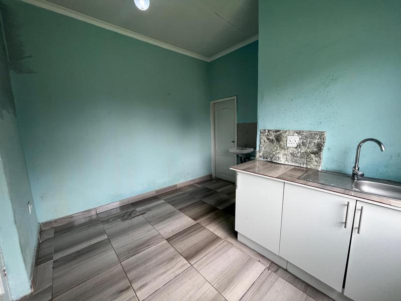 1 Bedroom Property for Sale in Lombardy East Gauteng