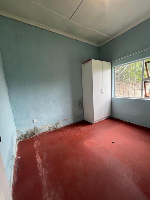 1 Bedroom Property for Sale in Lombardy East Gauteng