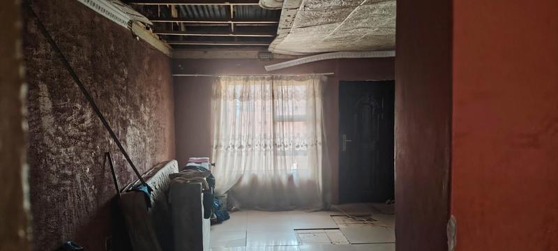 7 Bedroom Property for Sale in Mapetla Gauteng