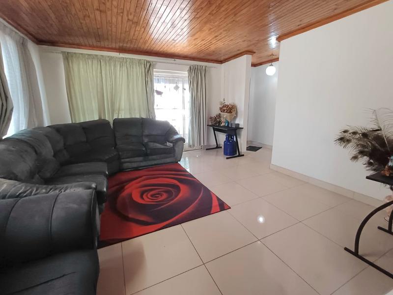 4 Bedroom Property for Sale in Erasmia Gauteng