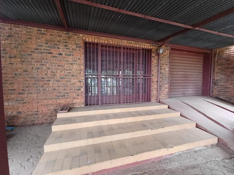4 Bedroom Property for Sale in Erasmia Gauteng
