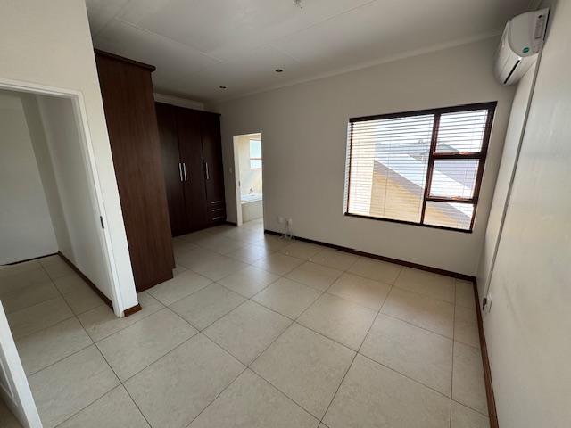 3 Bedroom Property for Sale in Candlewoods Country Estate Gauteng