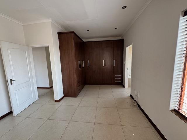 3 Bedroom Property for Sale in Candlewoods Country Estate Gauteng