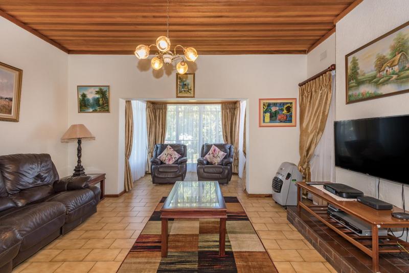 4 Bedroom Property for Sale in South Kensington Gauteng