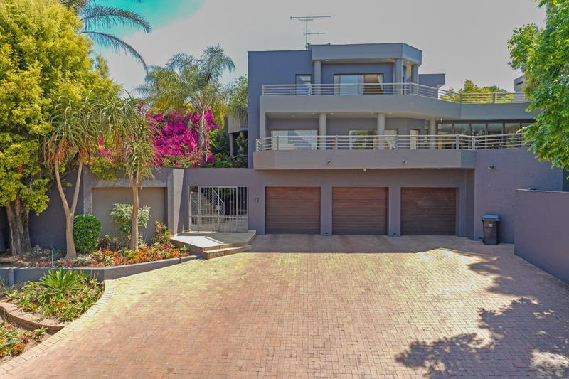 4 Bedroom Property for Sale in Dainfern Golf Estate Gauteng
