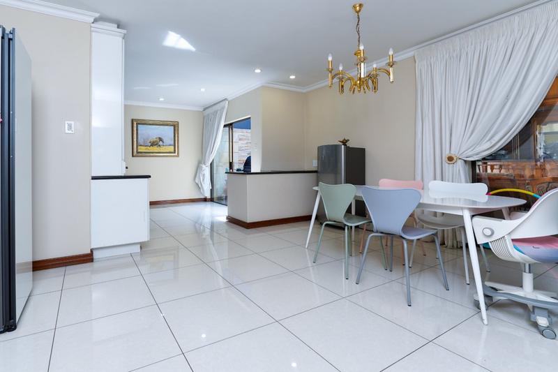 4 Bedroom Property for Sale in Dainfern Golf Estate Gauteng