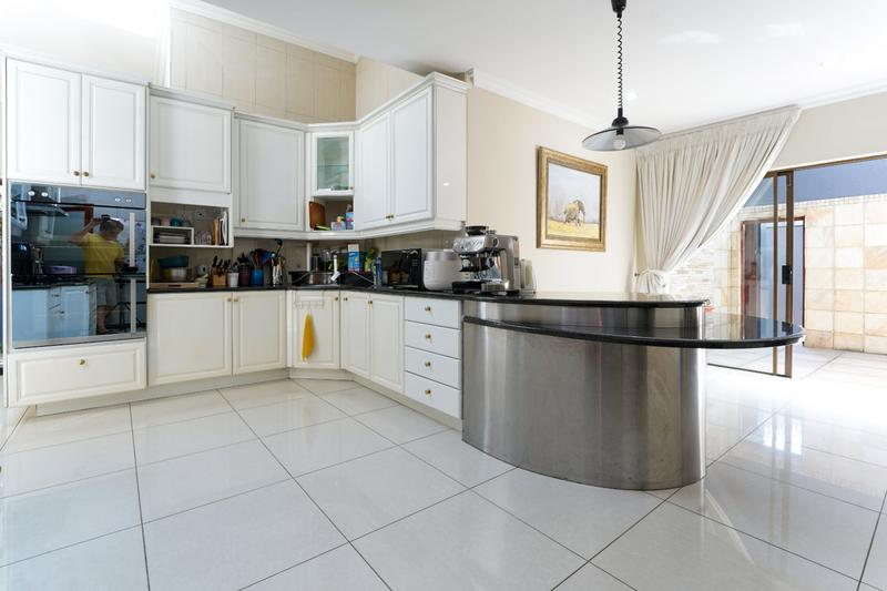 4 Bedroom Property for Sale in Dainfern Golf Estate Gauteng