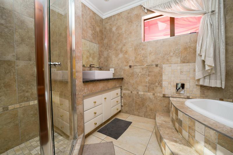 4 Bedroom Property for Sale in Dainfern Golf Estate Gauteng