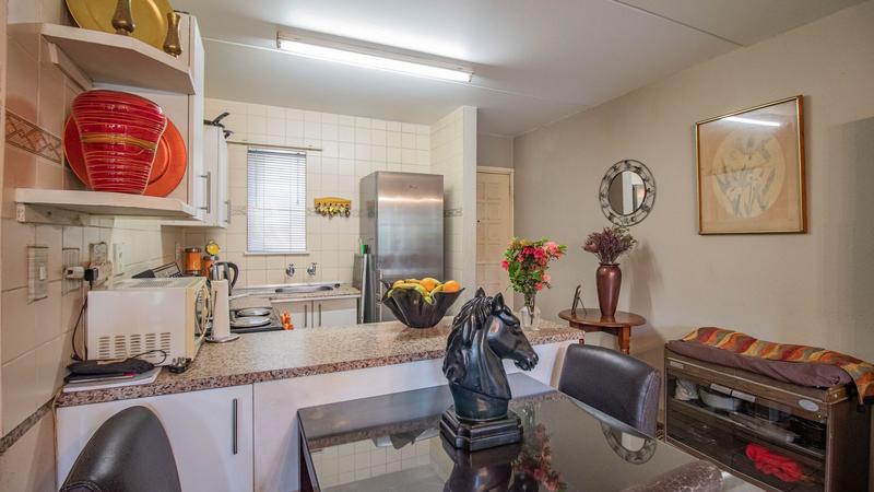 2 Bedroom Property for Sale in Bedfordview Gauteng