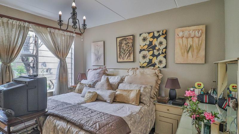 2 Bedroom Property for Sale in Bedfordview Gauteng