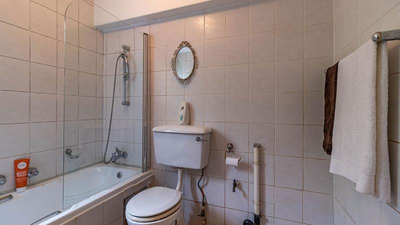 2 Bedroom Property for Sale in Bedford Gardens Gauteng