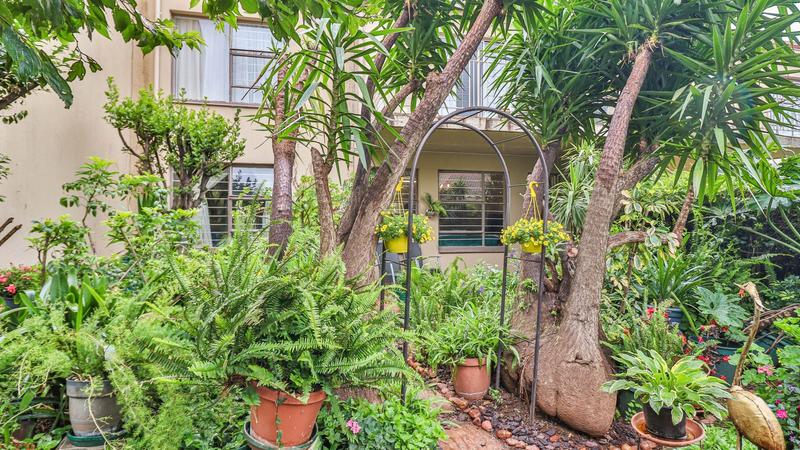 2 Bedroom Property for Sale in Bedford Gardens Gauteng