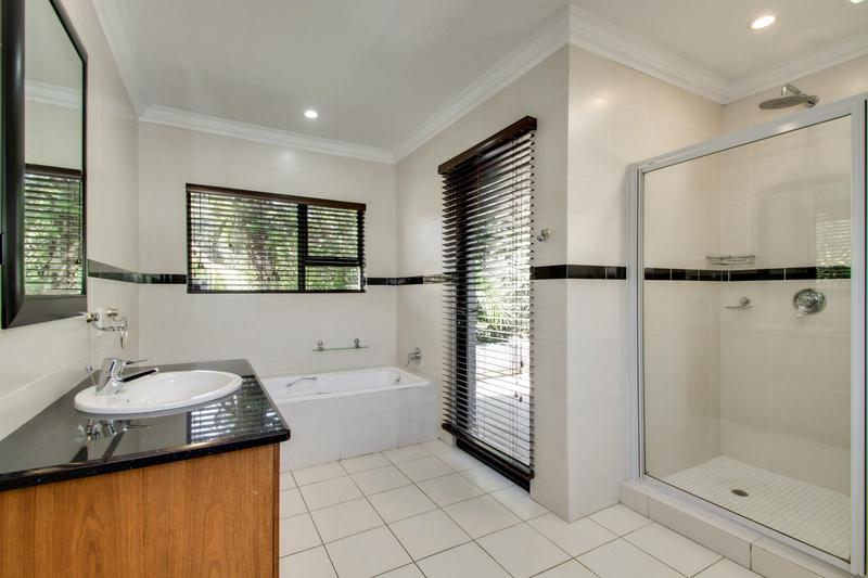 To Let 4 Bedroom Property for Rent in Dainfern Golf Estate Gauteng