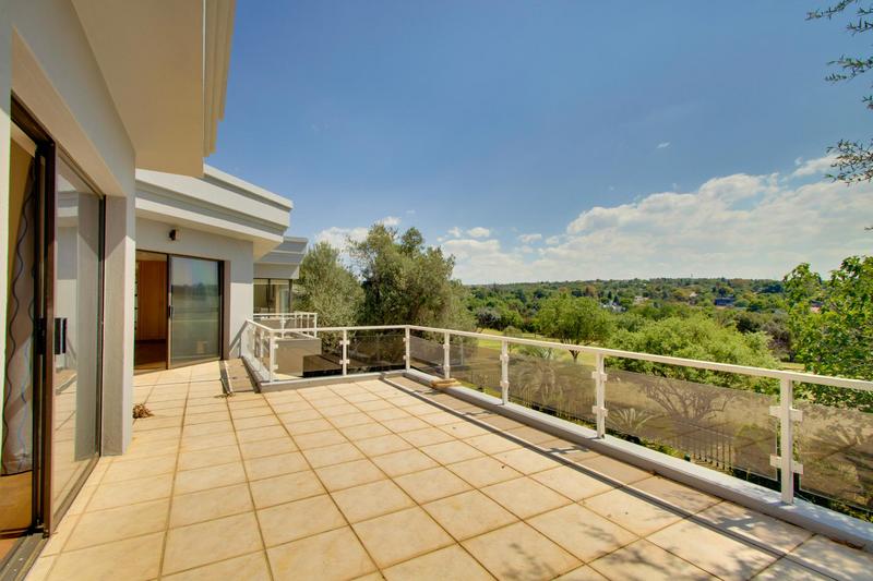 To Let 4 Bedroom Property for Rent in Dainfern Golf Estate Gauteng