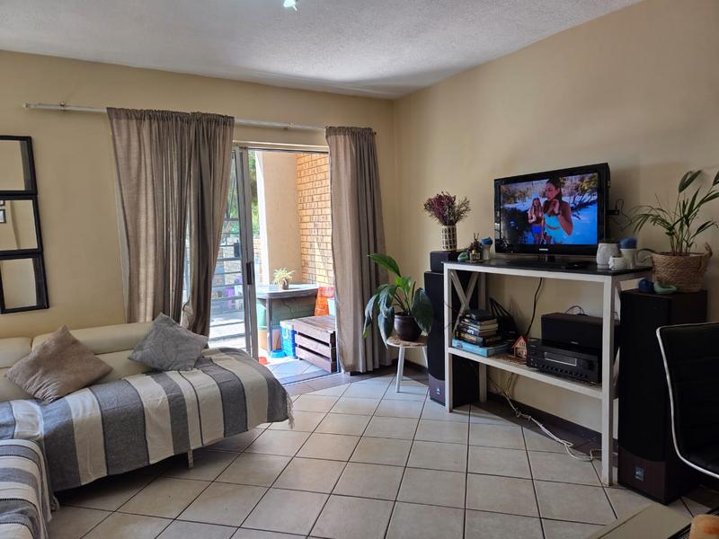 To Let 2 Bedroom Property for Rent in Olympus AH Gauteng