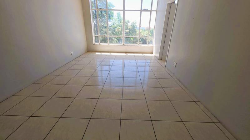 1 Bedroom Property for Sale in Weavind Park Gauteng
