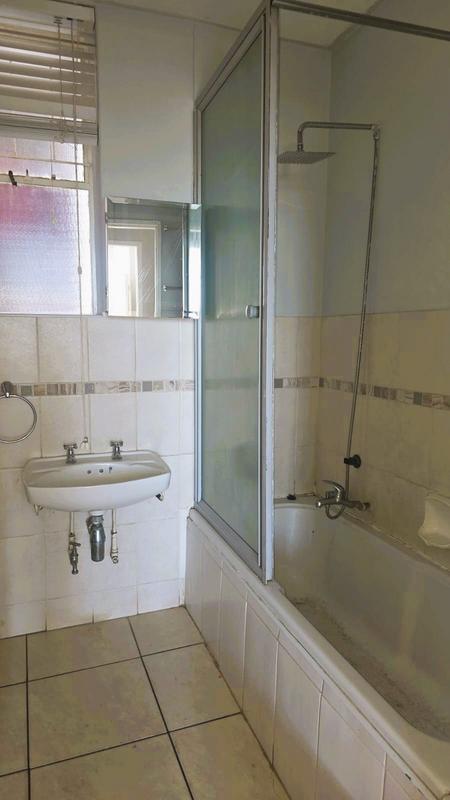 1 Bedroom Property for Sale in Weavind Park Gauteng