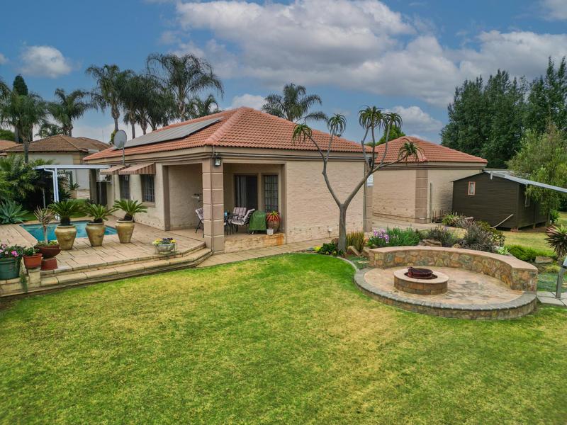 4 Bedroom Property for Sale in Amberfield Glen Gauteng