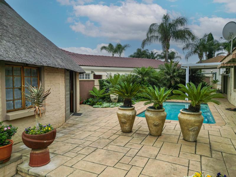 4 Bedroom Property for Sale in Amberfield Glen Gauteng