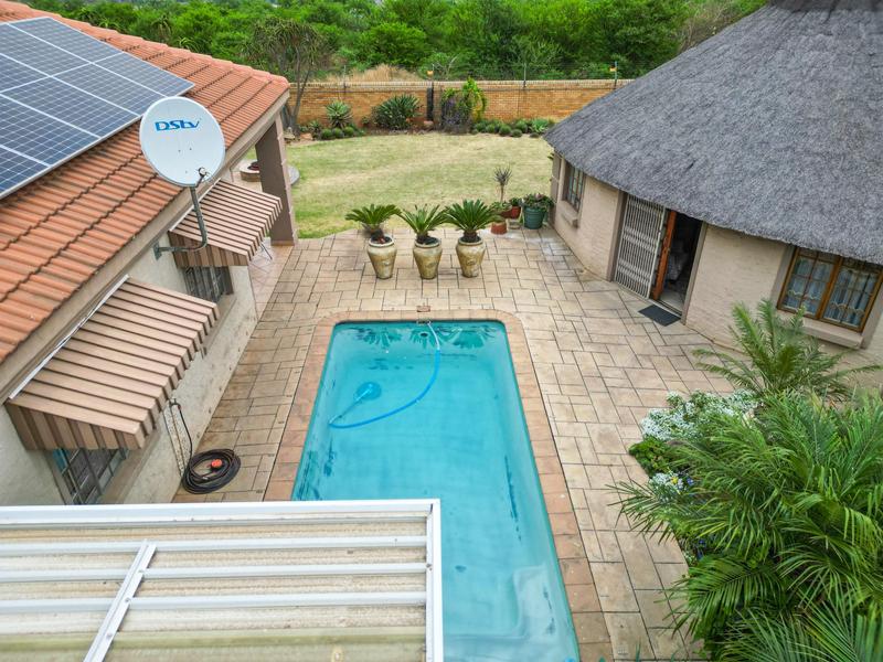 4 Bedroom Property for Sale in Amberfield Glen Gauteng