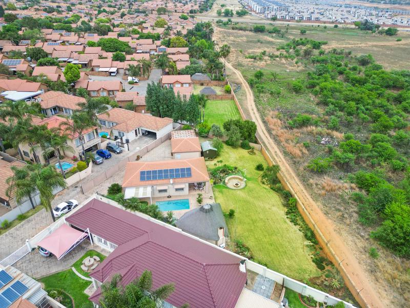 4 Bedroom Property for Sale in Amberfield Glen Gauteng