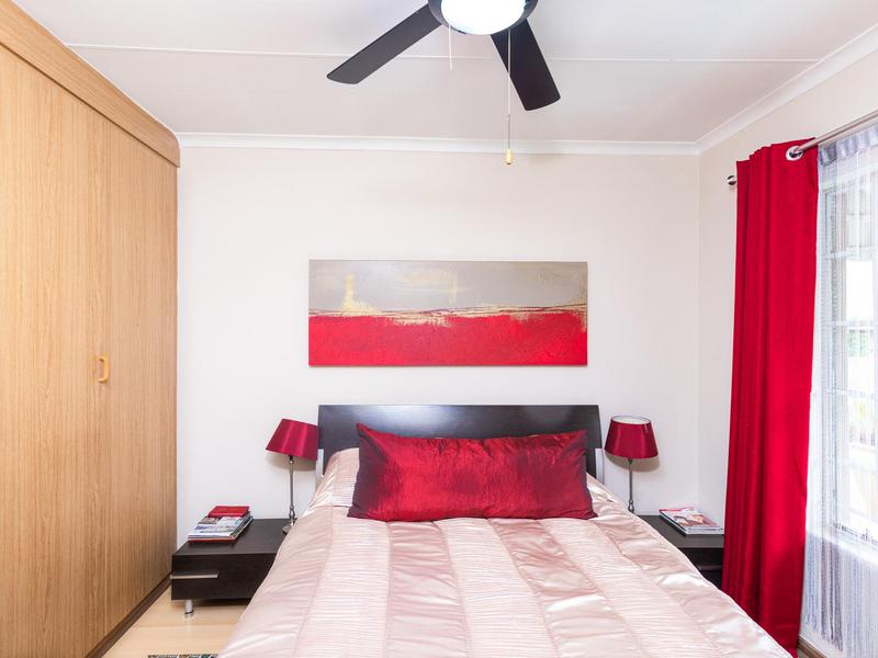 4 Bedroom Property for Sale in Amberfield Glen Gauteng