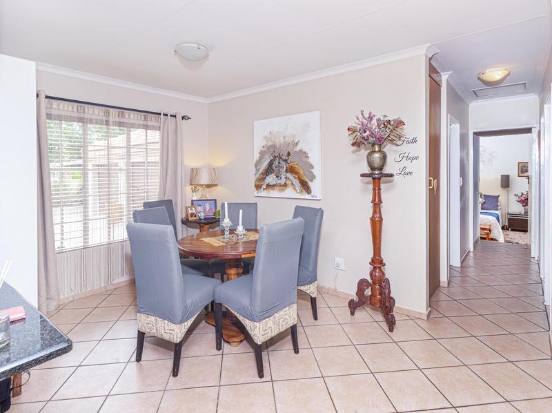 4 Bedroom Property for Sale in Amberfield Glen Gauteng