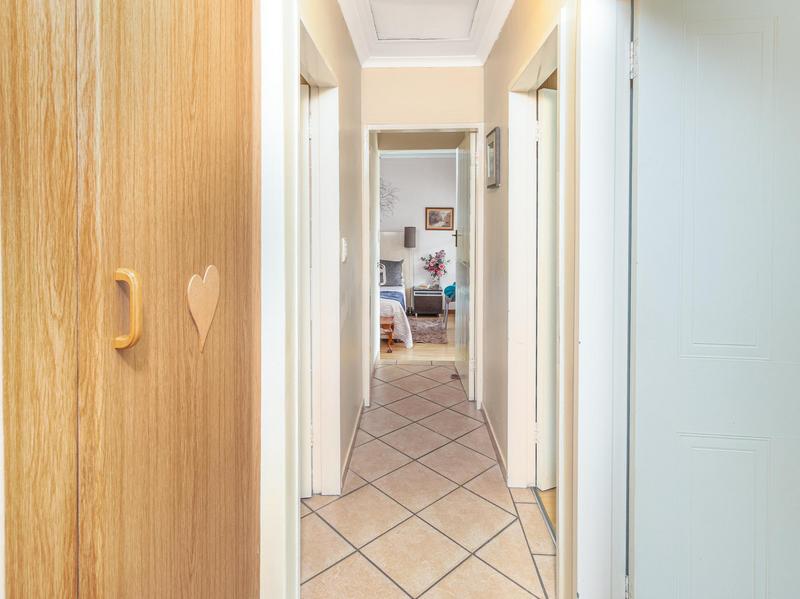 4 Bedroom Property for Sale in Amberfield Glen Gauteng