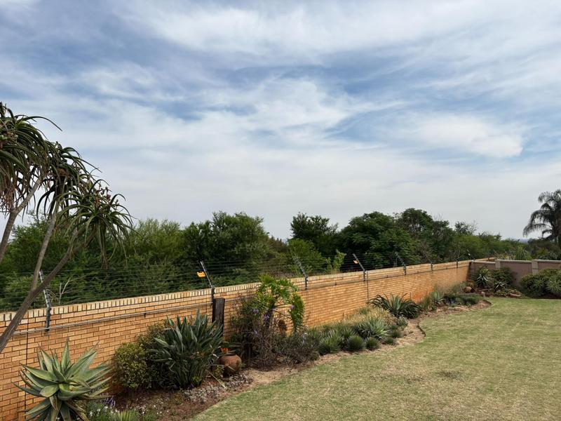 4 Bedroom Property for Sale in Amberfield Glen Gauteng
