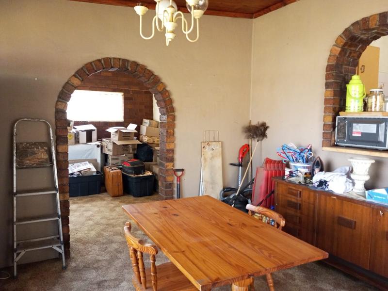 6 Bedroom Property for Sale in Casseldale Gauteng