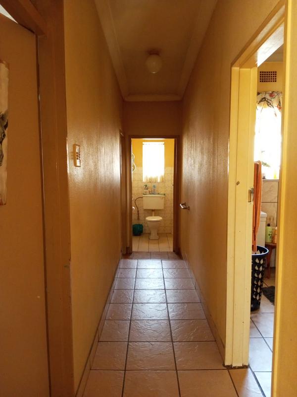 6 Bedroom Property for Sale in Casseldale Gauteng