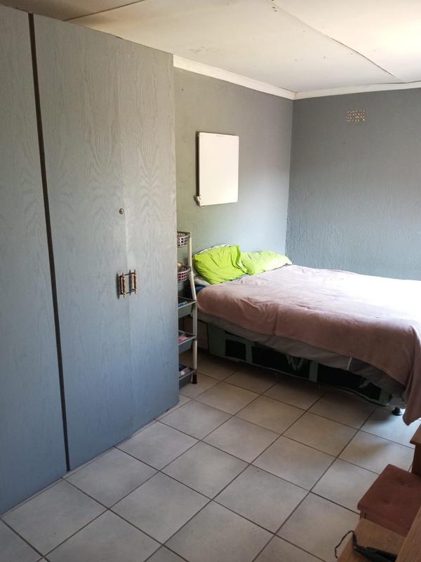6 Bedroom Property for Sale in Casseldale Gauteng