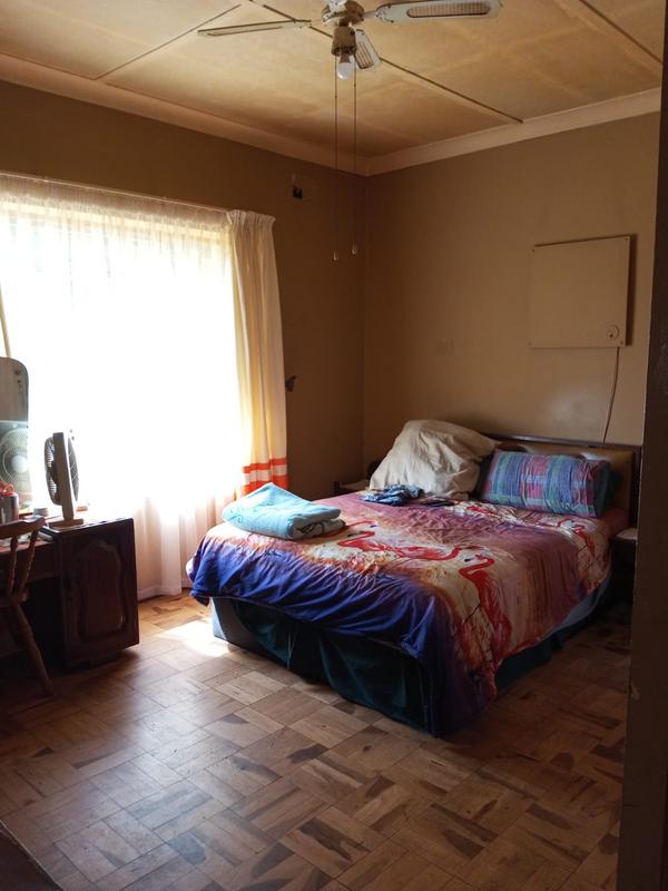 6 Bedroom Property for Sale in Casseldale Gauteng