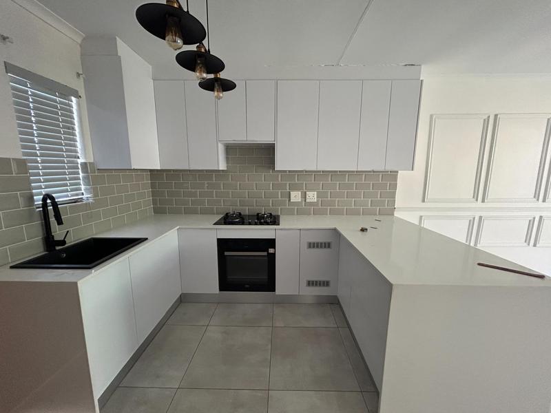 To Let 2 Bedroom Property for Rent in Kosmosdal Gauteng