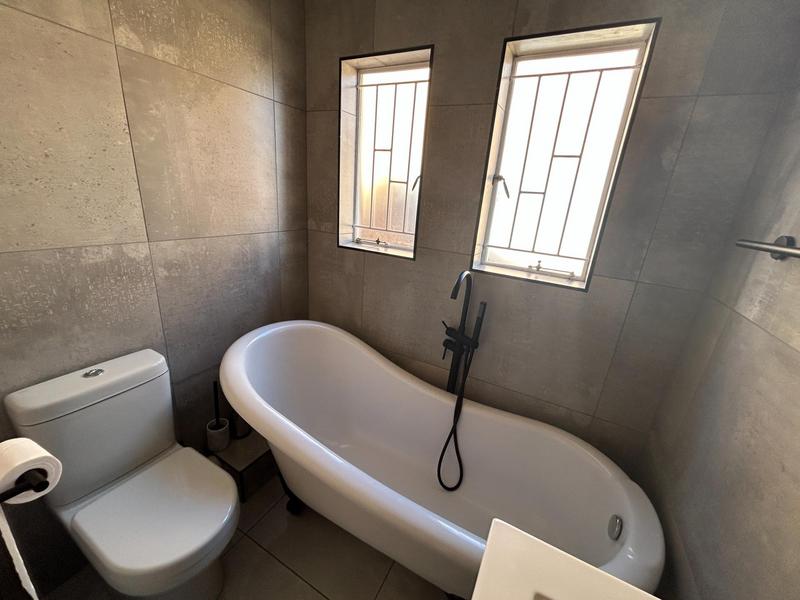 To Let 2 Bedroom Property for Rent in Kosmosdal Gauteng