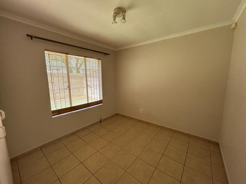 To Let 2 Bedroom Property for Rent in Kosmosdal Gauteng
