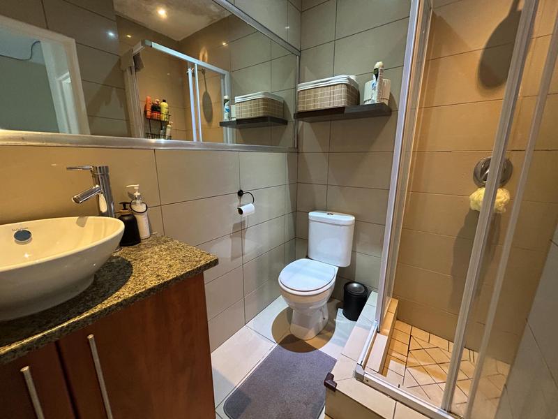 To Let 2 Bedroom Property for Rent in Rooihuiskraal North Gauteng