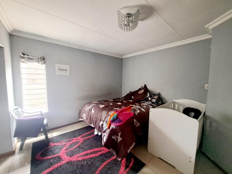 3 Bedroom Property for Sale in Heuweloord Gauteng