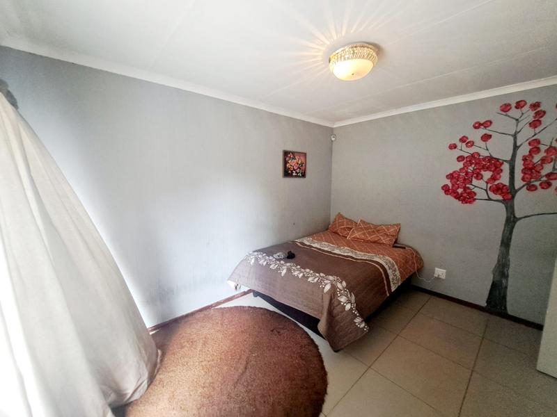 3 Bedroom Property for Sale in Heuweloord Gauteng
