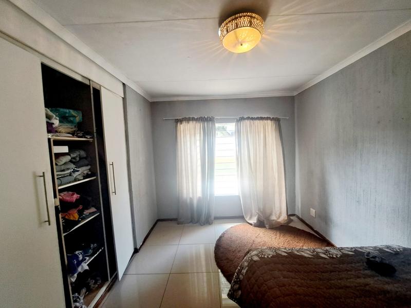 3 Bedroom Property for Sale in Heuweloord Gauteng