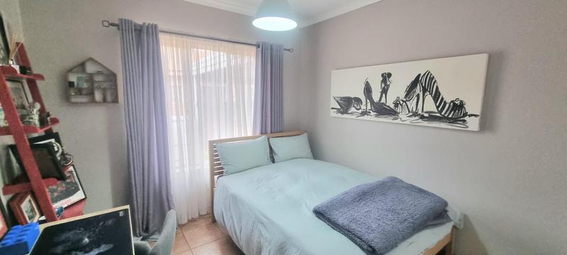 2 Bedroom Property for Sale in Amberfield Gauteng