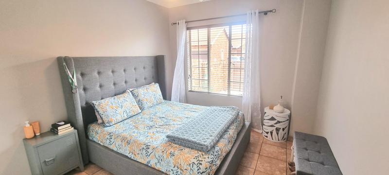 2 Bedroom Property for Sale in Amberfield Gauteng
