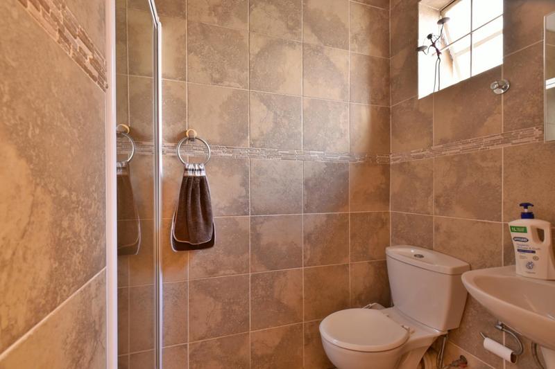 5 Bedroom Property for Sale in Kensington Gauteng
