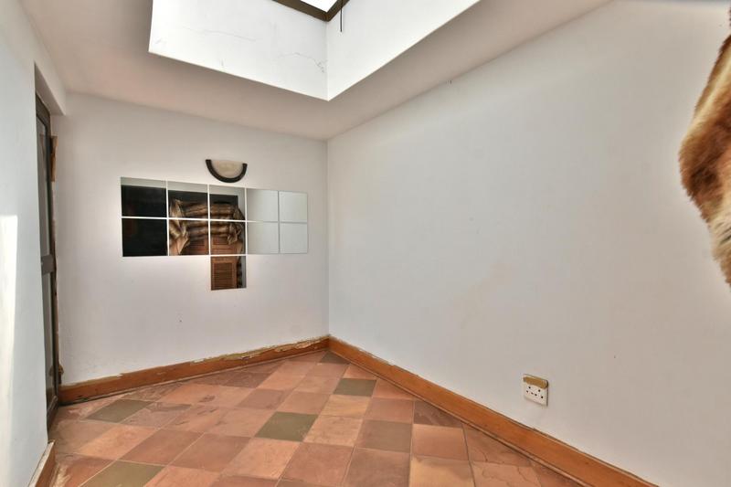 5 Bedroom Property for Sale in Kensington Gauteng