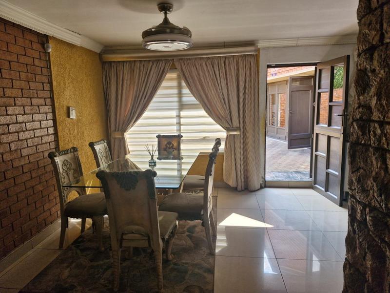 4 Bedroom Property for Sale in The Orchards Gauteng