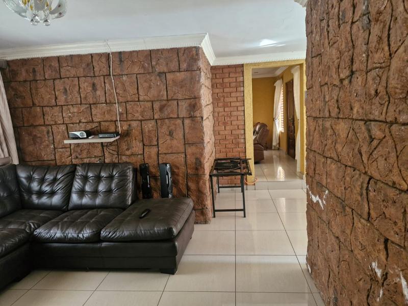 4 Bedroom Property for Sale in The Orchards Gauteng