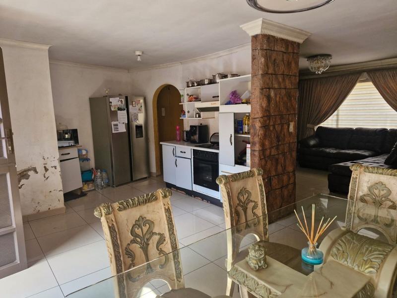 4 Bedroom Property for Sale in The Orchards Gauteng
